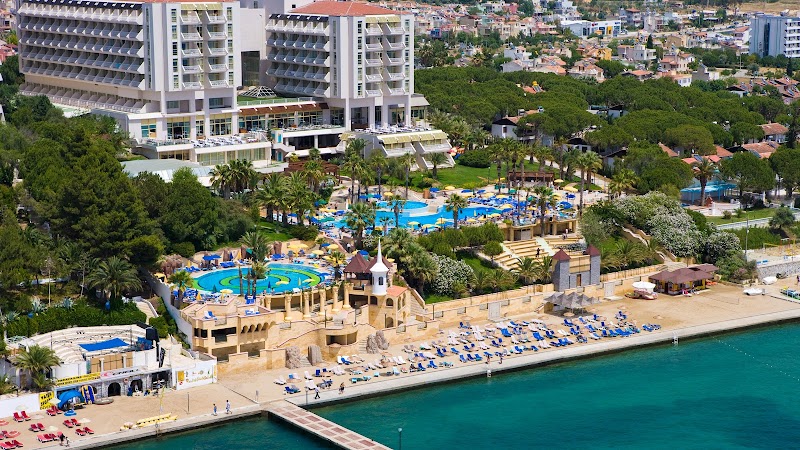 Fantasia Deluxe Hotel - Foto 1