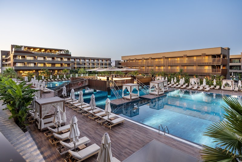 Jacaranda Luxury Hotel