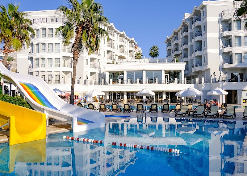 Royal Atlantis Beach