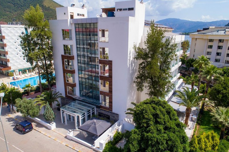 Supreme Beach Hotel (Adults Only)