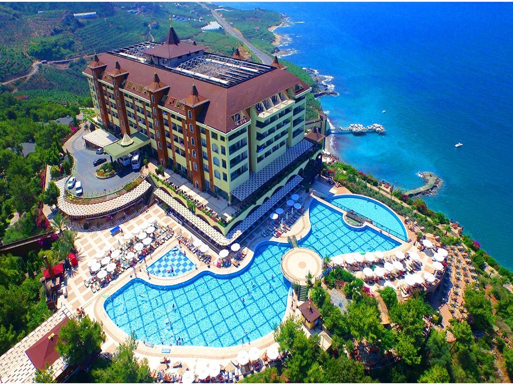 Utopia World Hotel