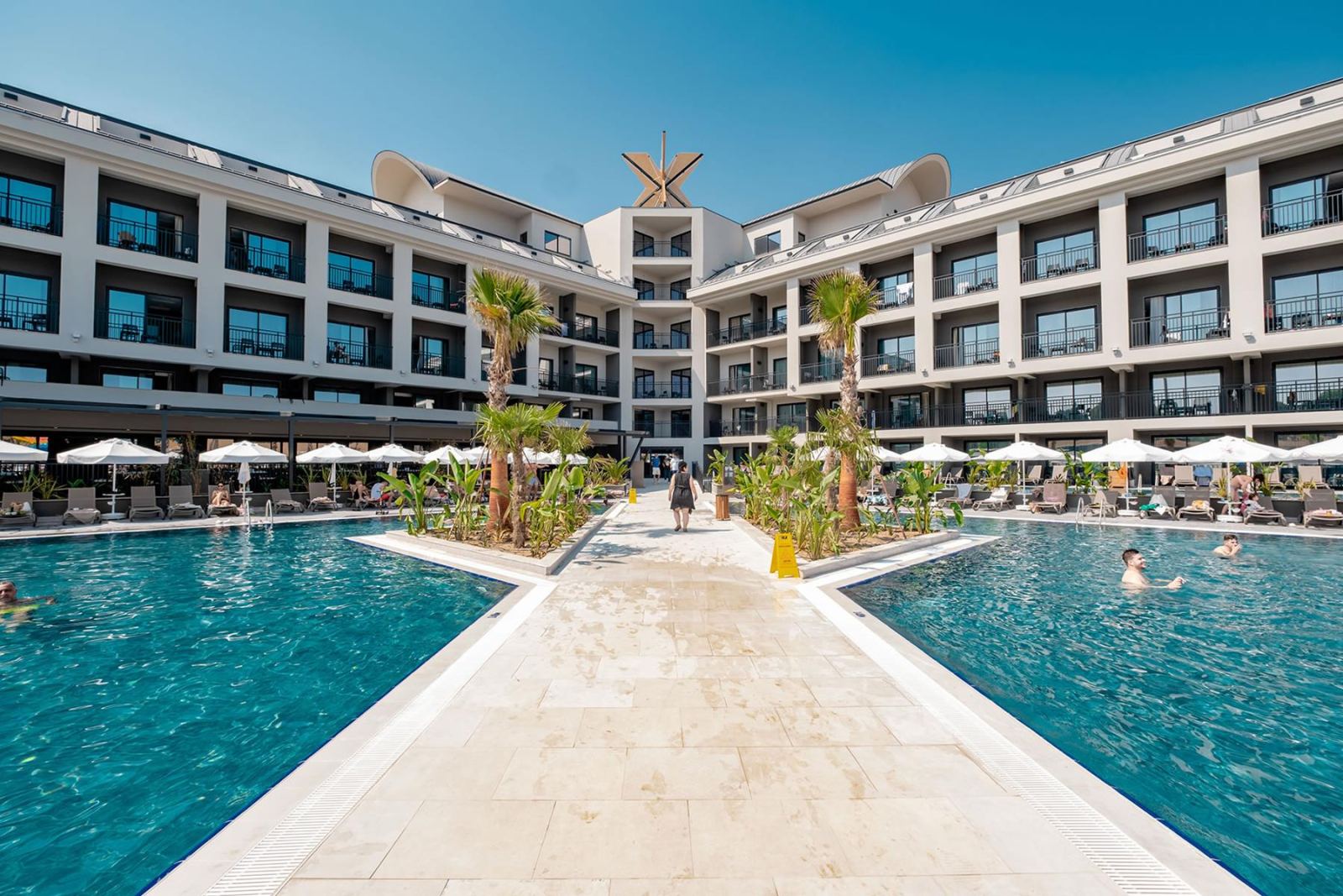 The X Belek