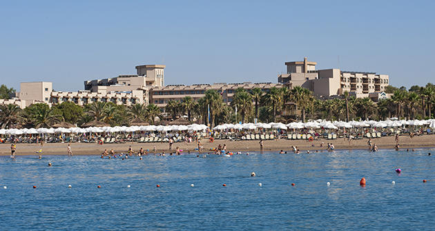 Crystal Tat Beach