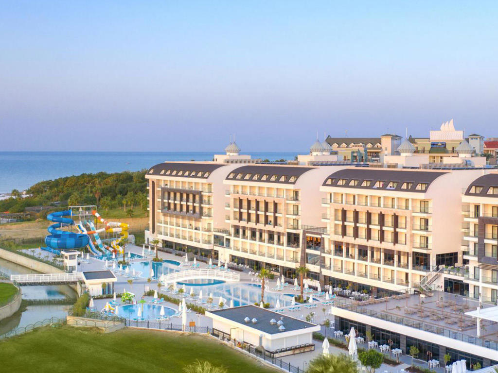 Diamond De Luxe Hotel & Spa