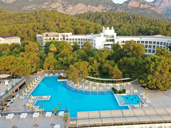 Perre La Mer Hotel Resort & Spa